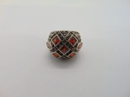 Inel mare din argint cu granate si marcasite
