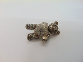 Brosa ursulet din argint cu marcasite si zirconiu
