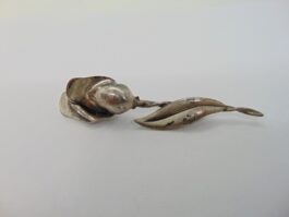 Brosa floare din argint Jewelart