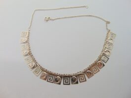 Colier din argint cu delfini