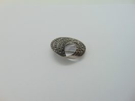 Brosa din argint cu marcasite