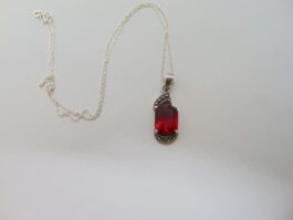 Lant si pandantiv din argint cu marcasite