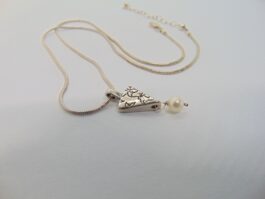 Lant si pandantiv din argint cu perla
