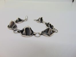 Bratara modernista din argint semnat PR