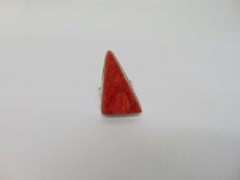 Inel din argint si coral