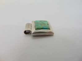 Pandantiv din argint cu turcoaz