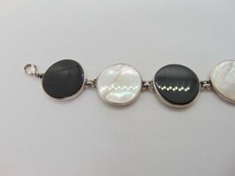 Bratara Janice Girardi din argint cu onix si sidef
